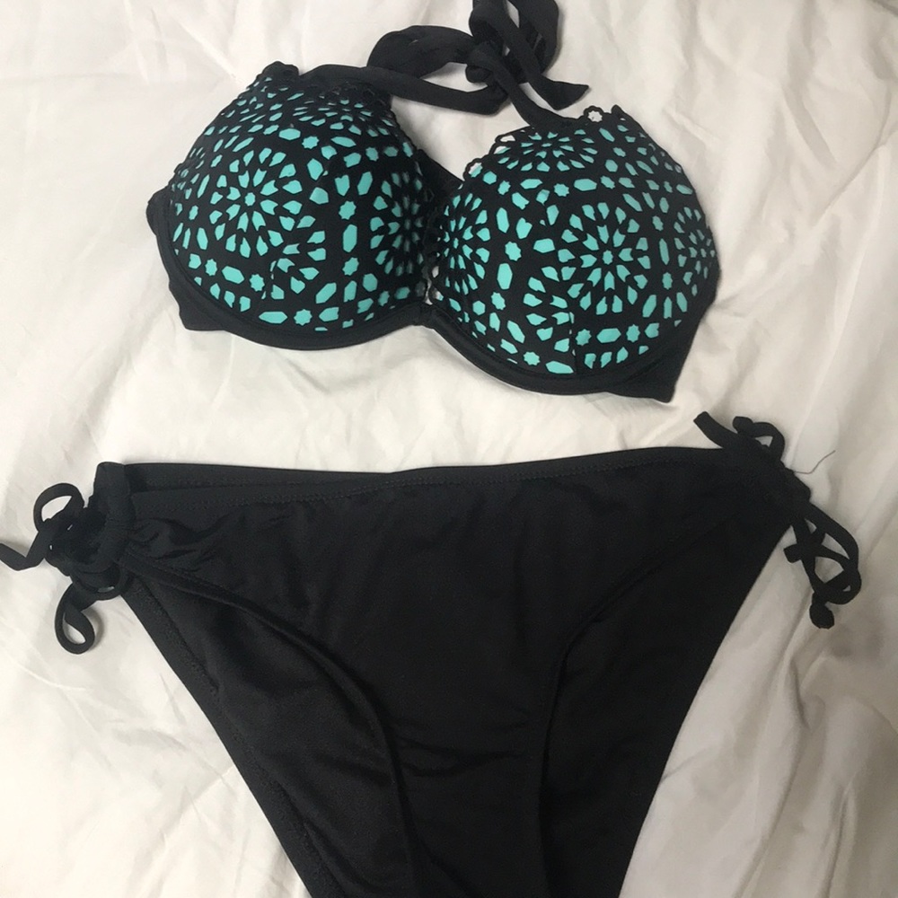 Bathing suit